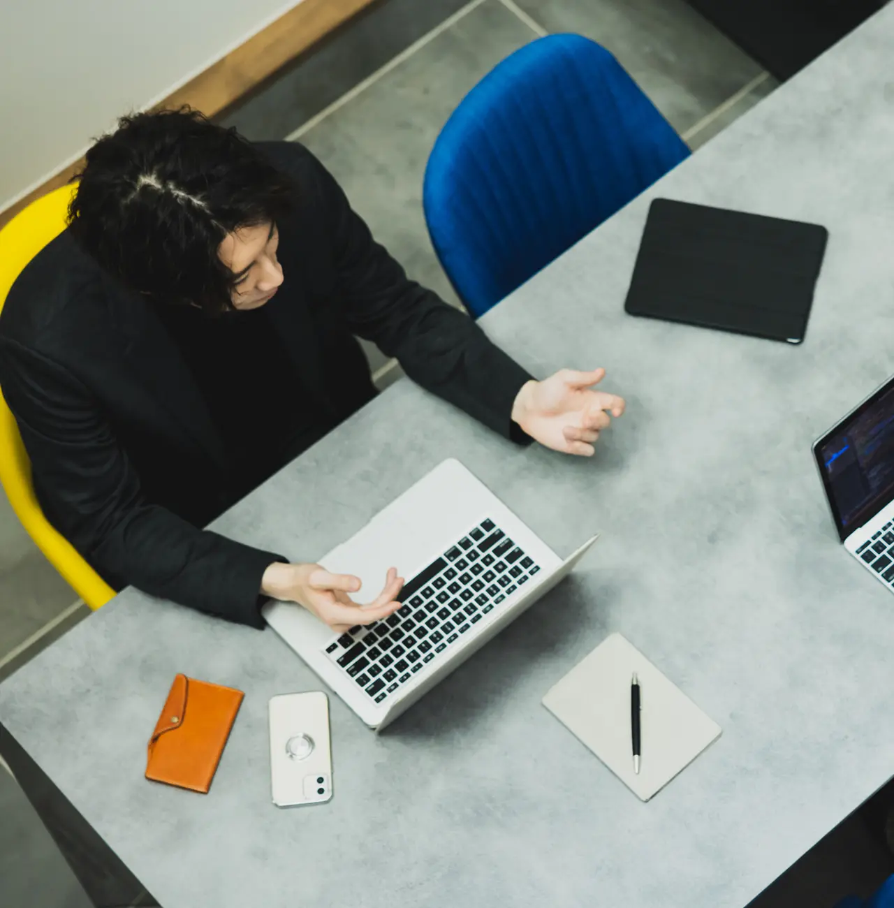 WEBサイト・ホームページ制作なら、沖縄県那覇市首里の広告代理店「ホウオン」へ